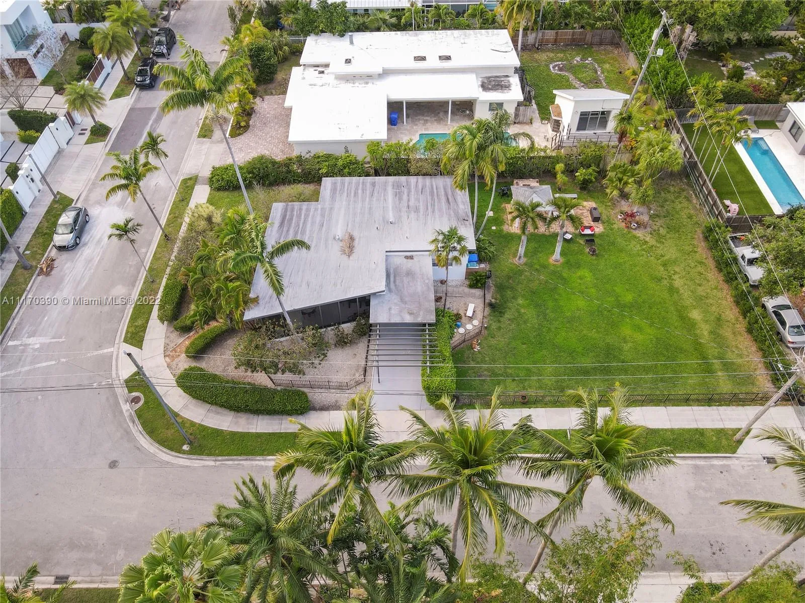 3599 Vista Ct, Miami FL 33133