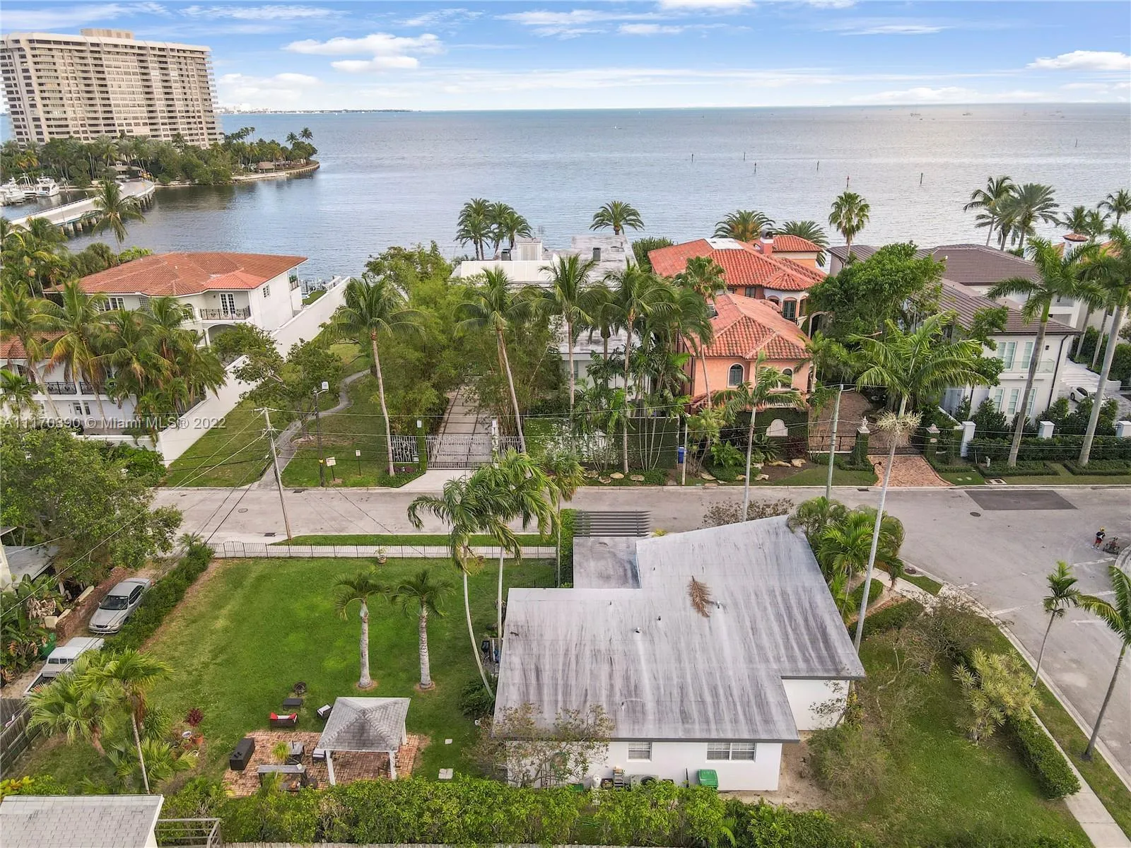 3599 Vista Ct, Miami FL 33133