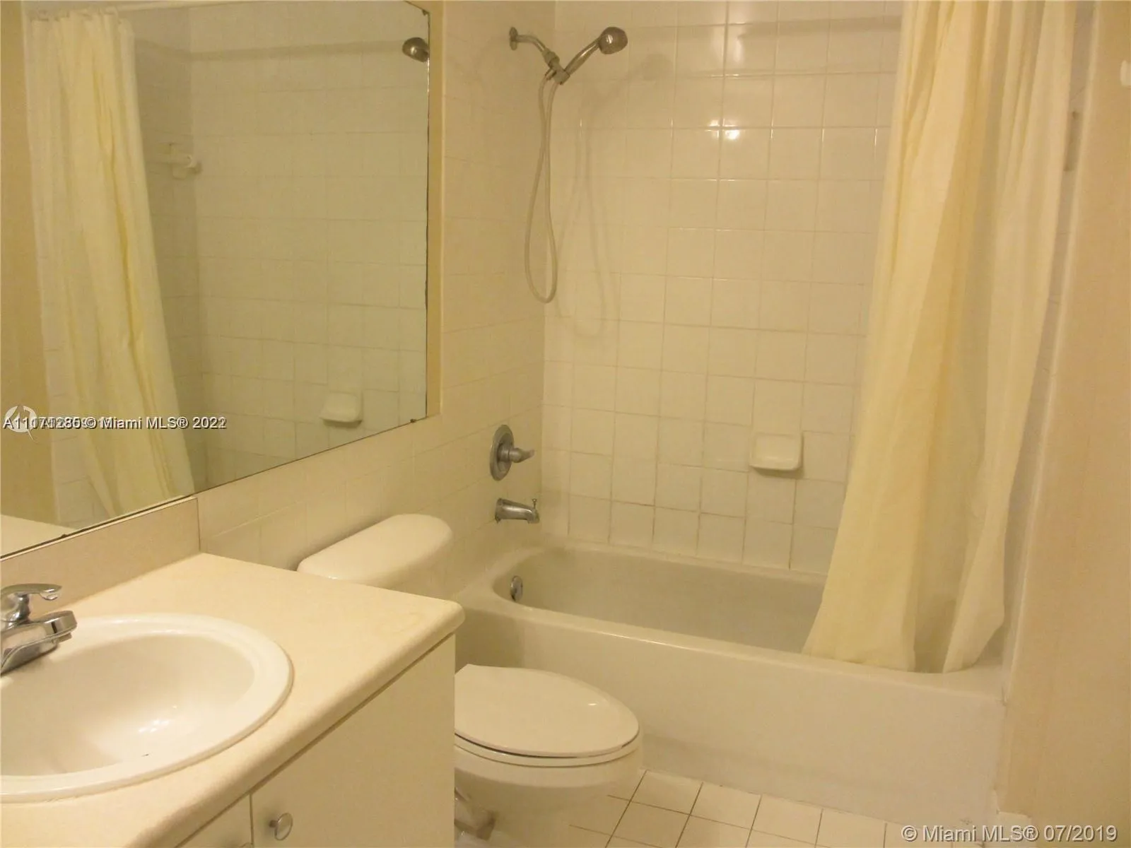 5091 NW 7th St # 807, Miami FL 33126