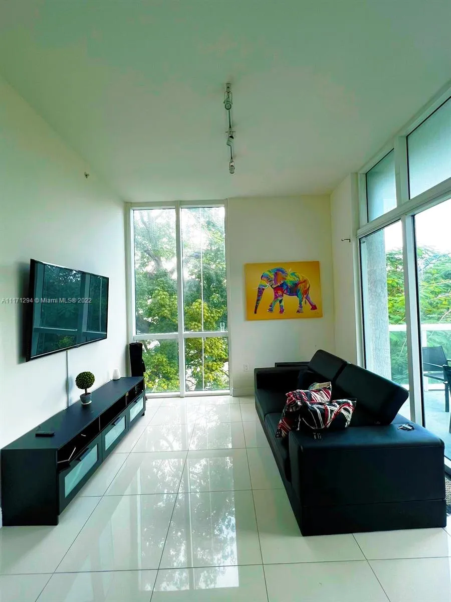 1871 NW S River Dr # 604, Miami FL 33125