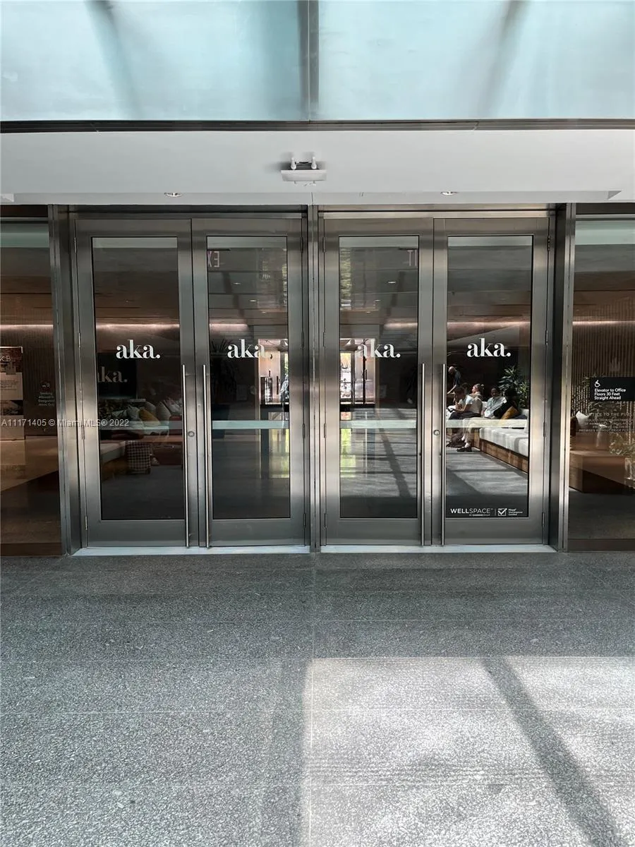 1395 Brickell Ave # 2802, Miami FL 33131