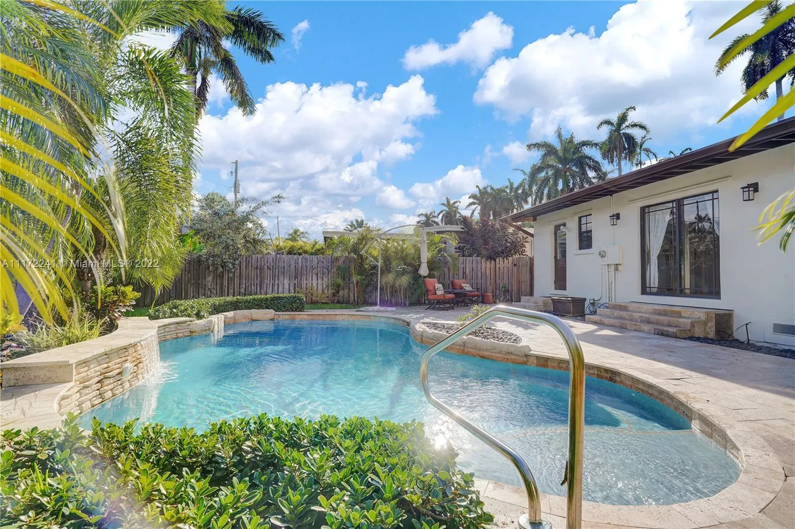 3 bedroom 3 bath for sale at 1318 Tyler St, Hollywood FL 33019