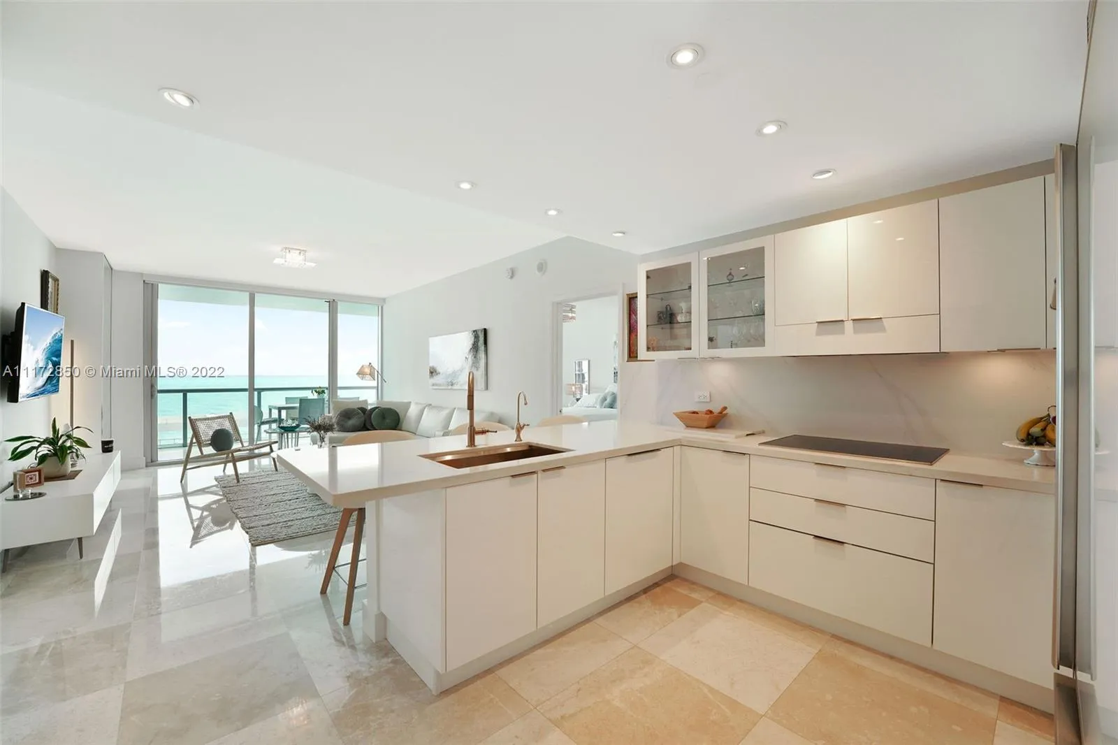 6799 Collins Ave # 804, Miami Beach FL 33141