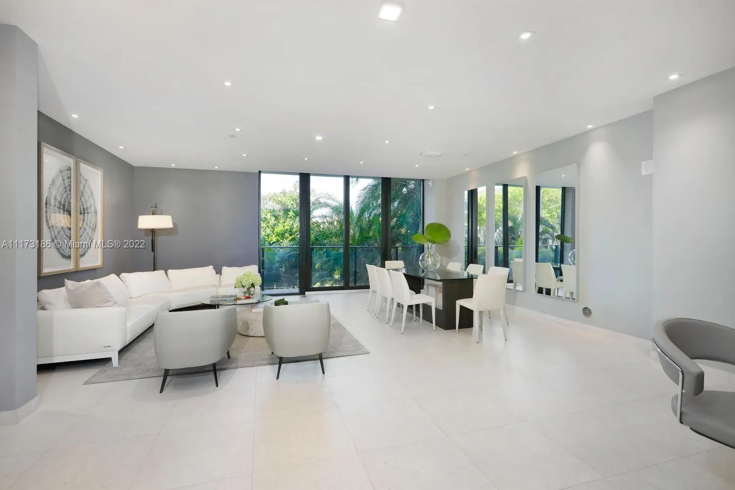 3581 E Glencoe St # 203, Miami FL 33133