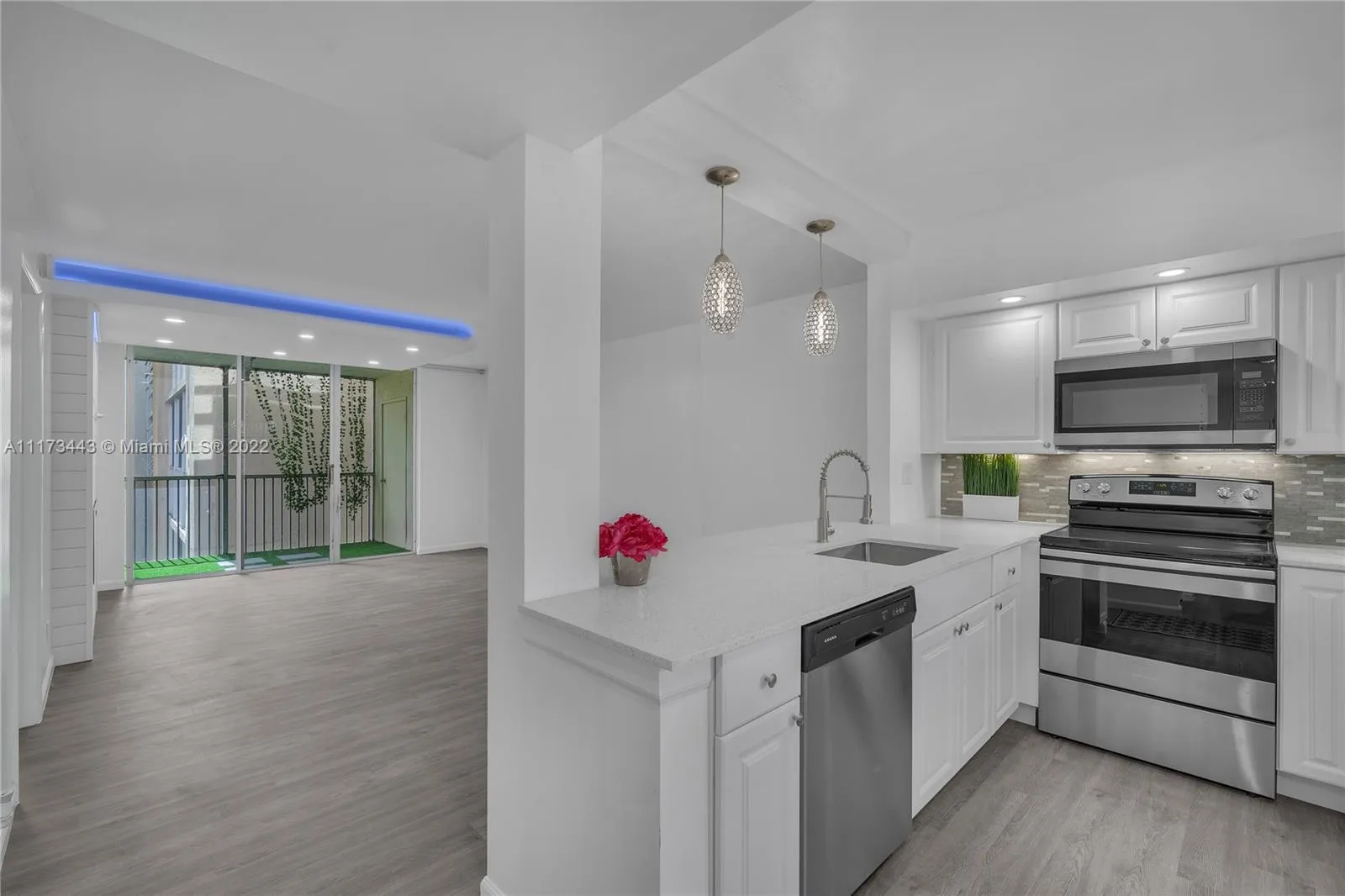 1 bedroom 1 bath for sale at 3361 NW 47th Ter # 326, Lauderdale Lakes FL 33319
