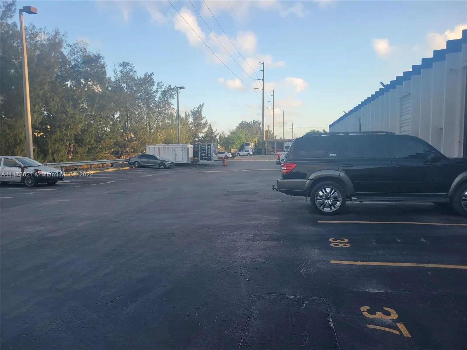 6911 NW 43rd St # 6911, Miami FL 33166