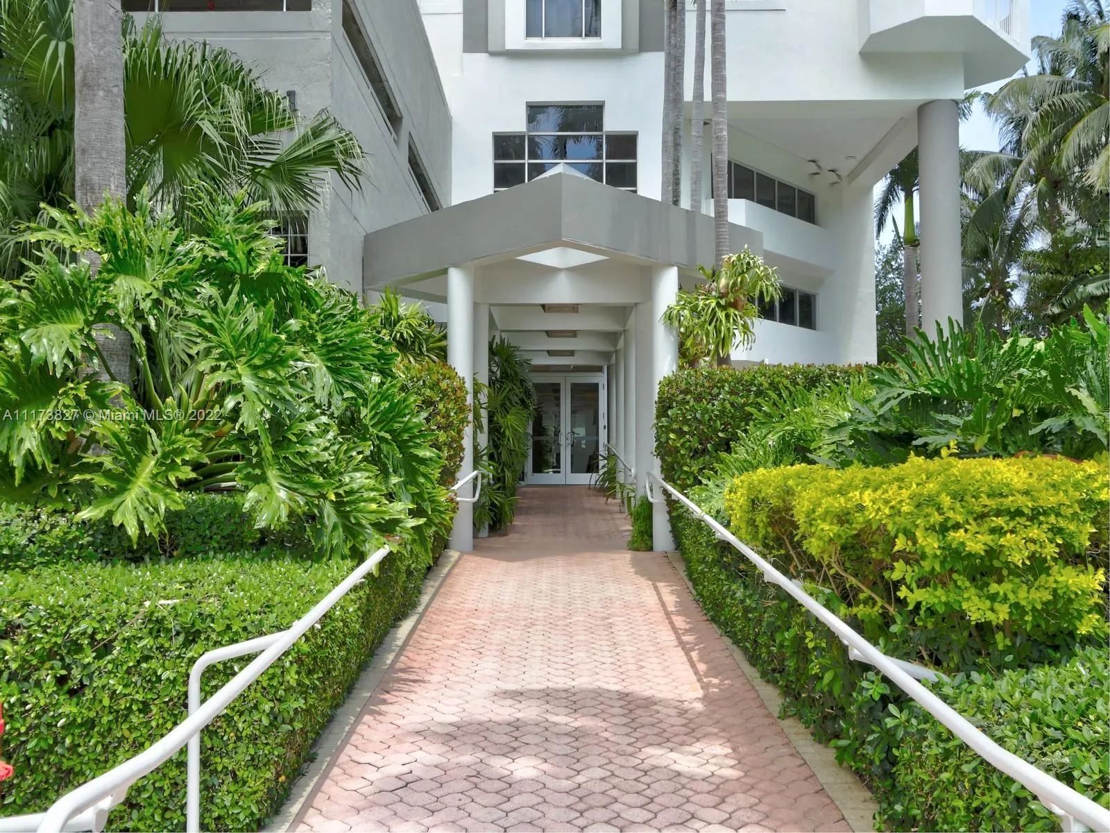 2 bedroom 2 bath for sale at 1621 Bay Rd # 901, Miami Beach FL 33139