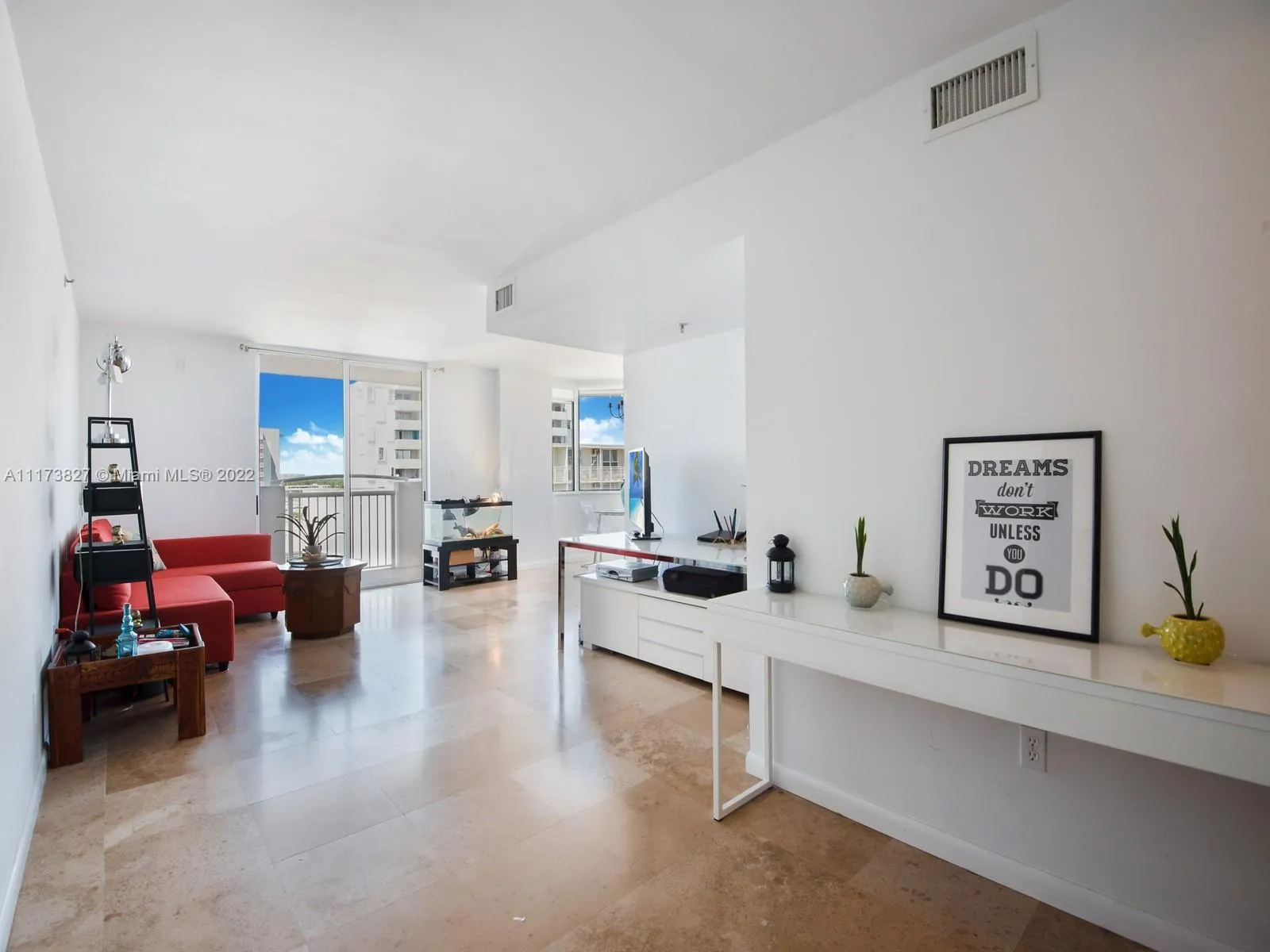 1621 Bay Rd # 901, Miami Beach FL 33139