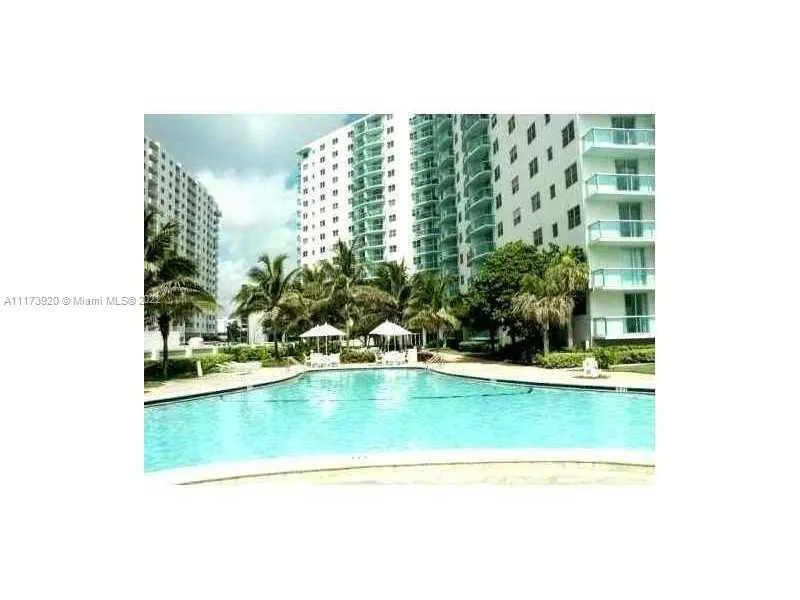 1 bedroom 1 bath for sale at 3901 S Ocean Dr # 10Q, Hollywood FL 33019