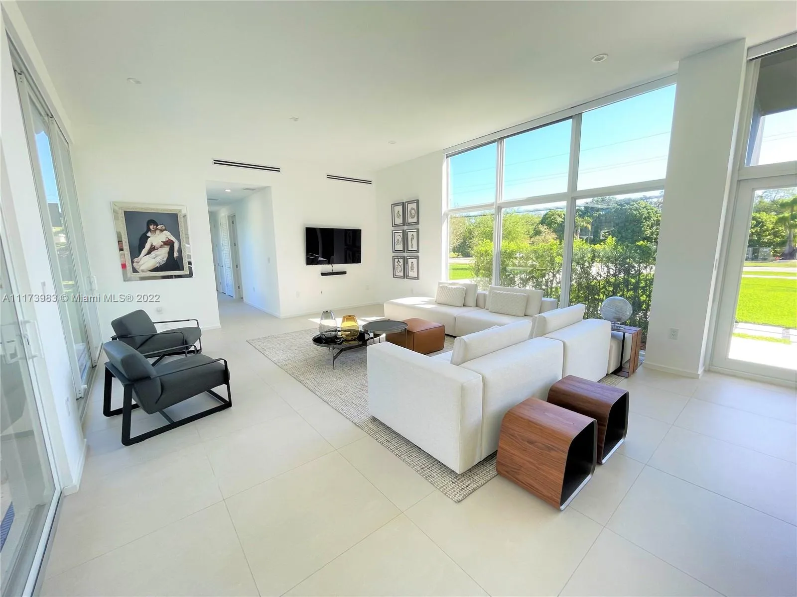 6990 SW 102nd Ave, Miami FL 33173