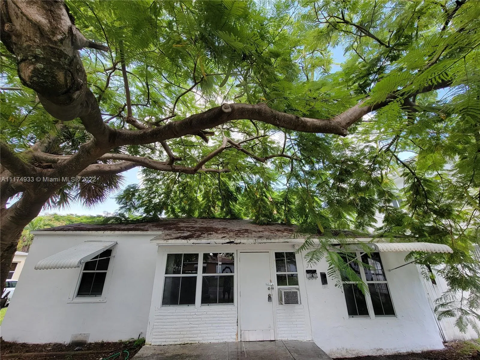 3 bedroom 1 bath Residential Lease for rent at 1909 Johnson St, Hollywood FL 33020