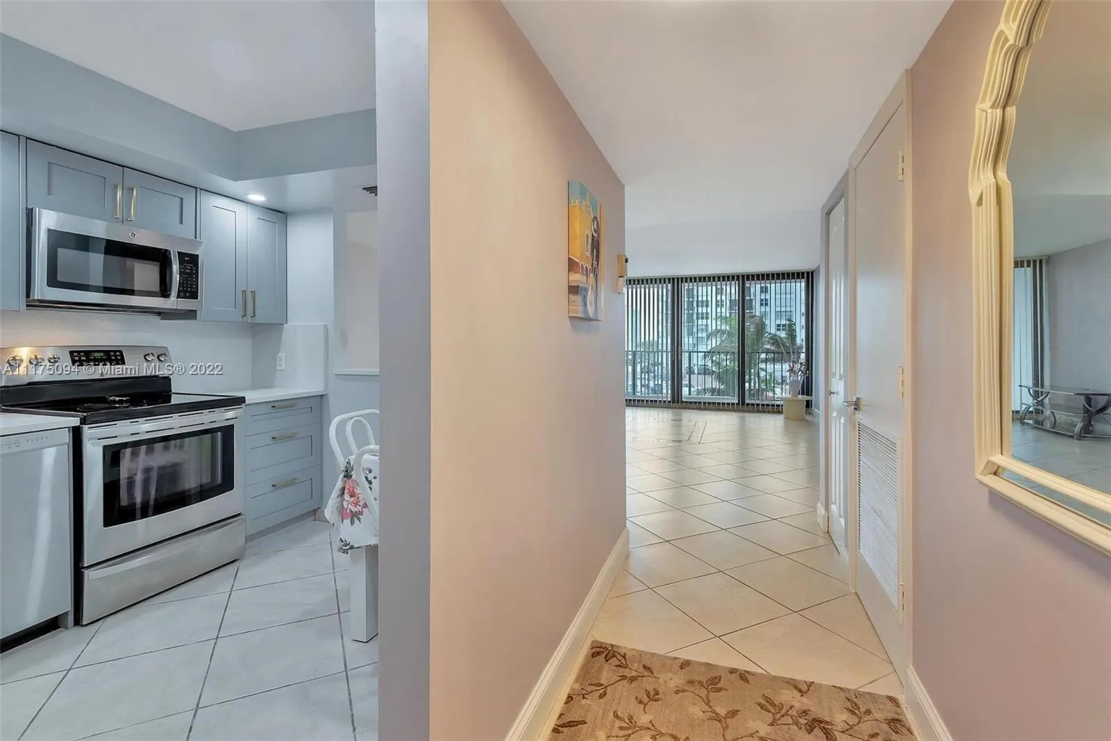 2401 S Ocean Dr # 404, Hollywood FL 33019