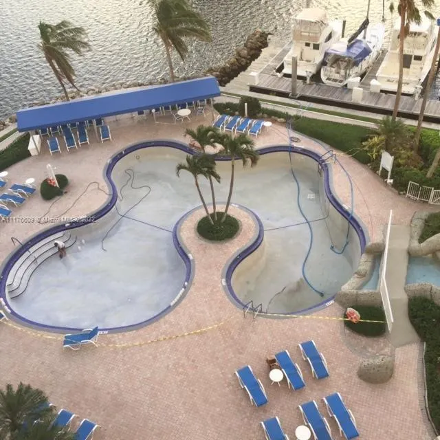 3530 Mystic Pointe Dr # 802, Aventura FL 33180