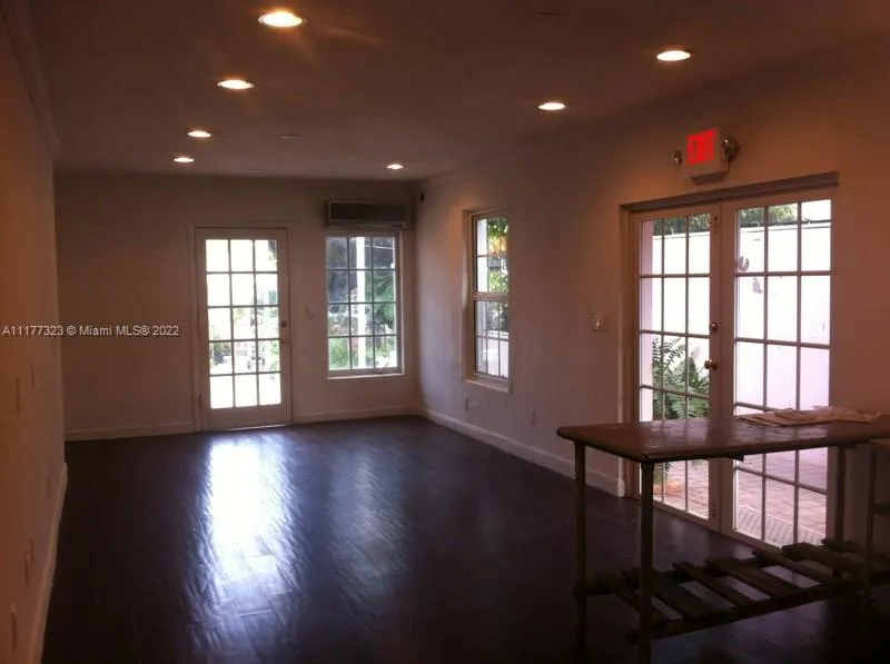 for sale at 1239 Alton Rd, Miami Beach FL 33139