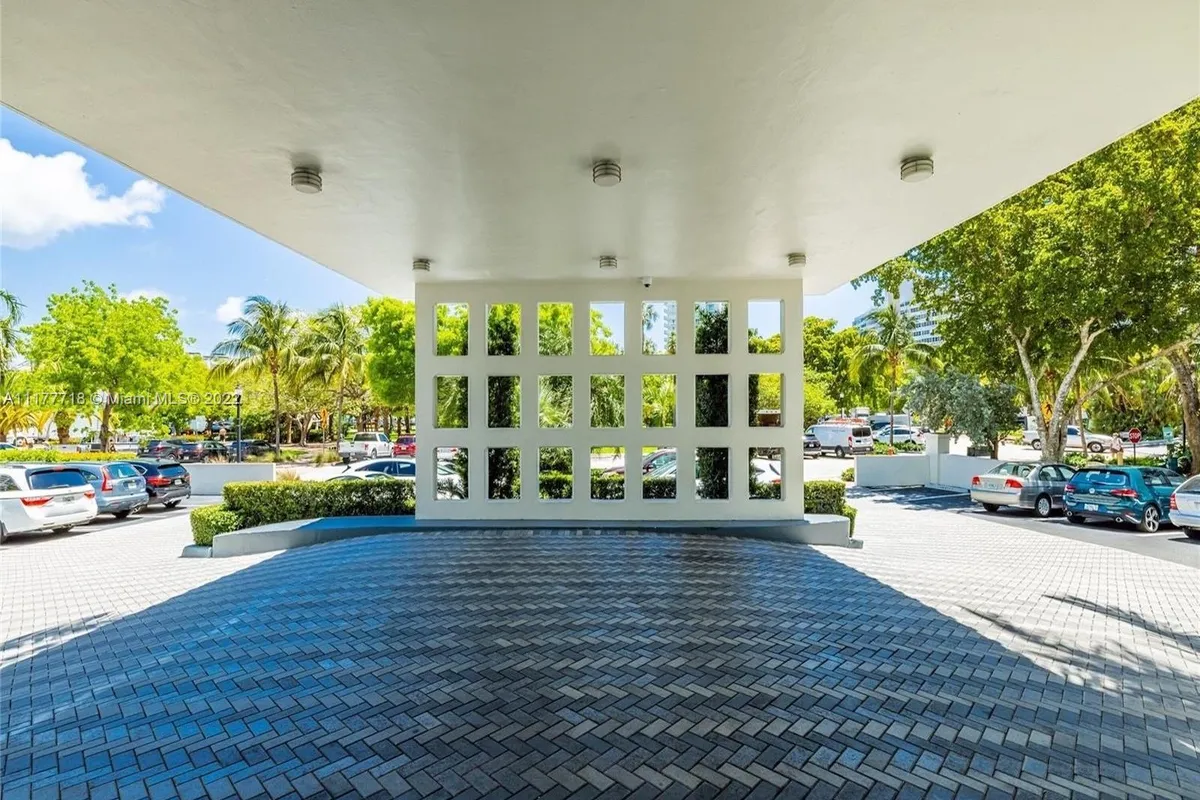 5 Island Ave # 15G, Miami Beach FL 33139