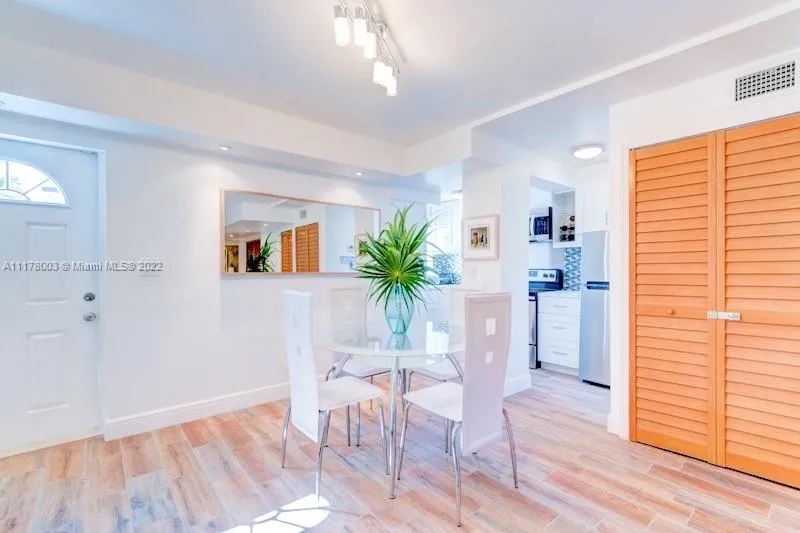 345 Virginia St # 6, Hollywood FL 33019