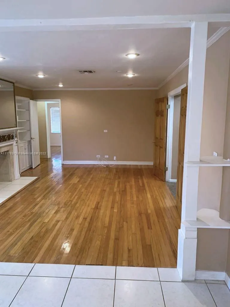 706 S 19th Ave, Hollywood FL 33020