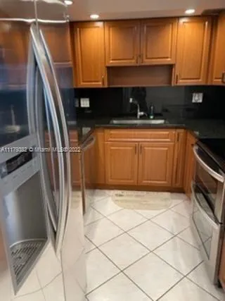 5005 Collins Ave # 609, Miami Beach FL 33140