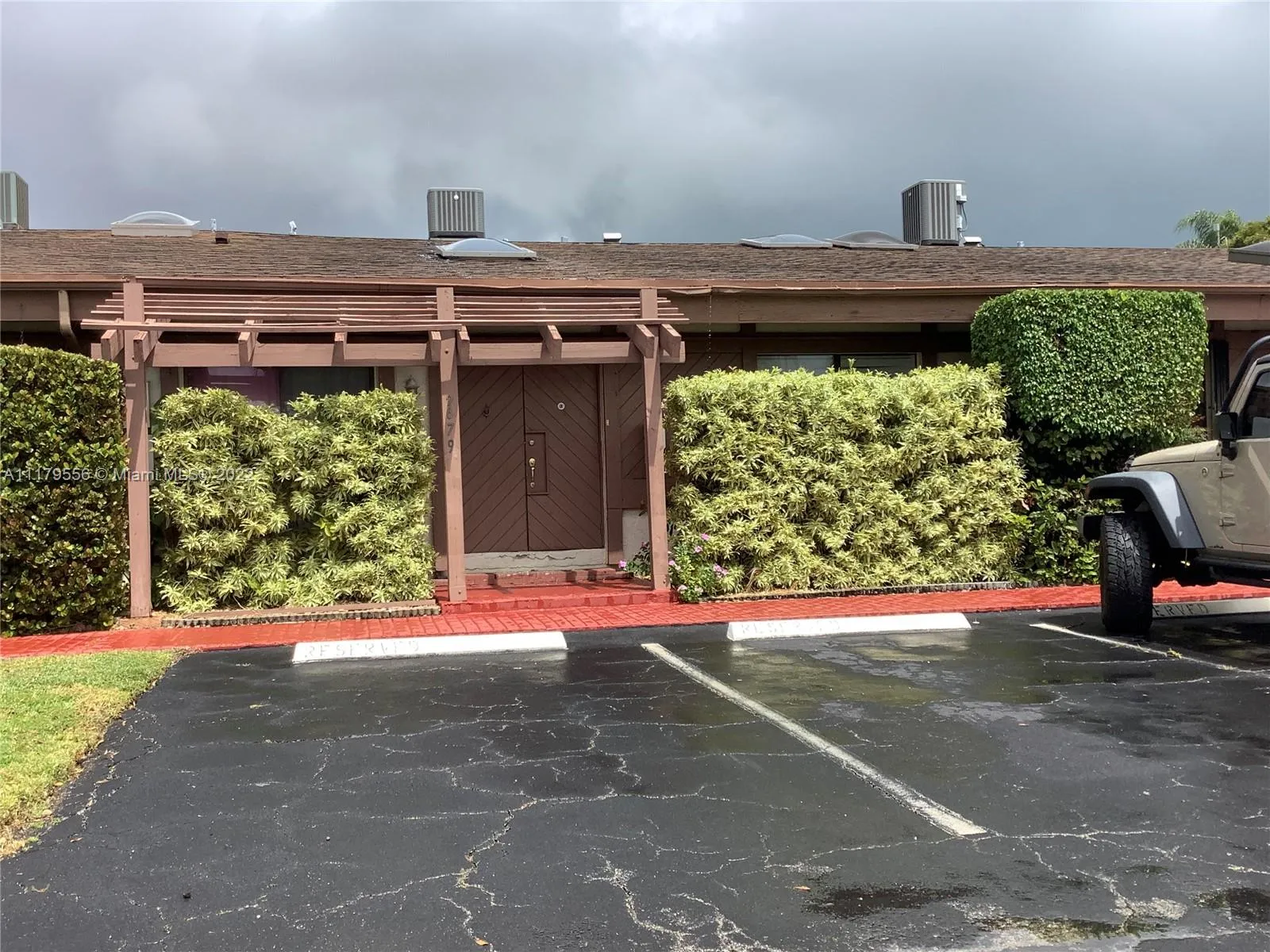 2 bedroom 2 bath for sale at 2679 S Parkview Dr # 2679, Hallandale Beach FL 33009