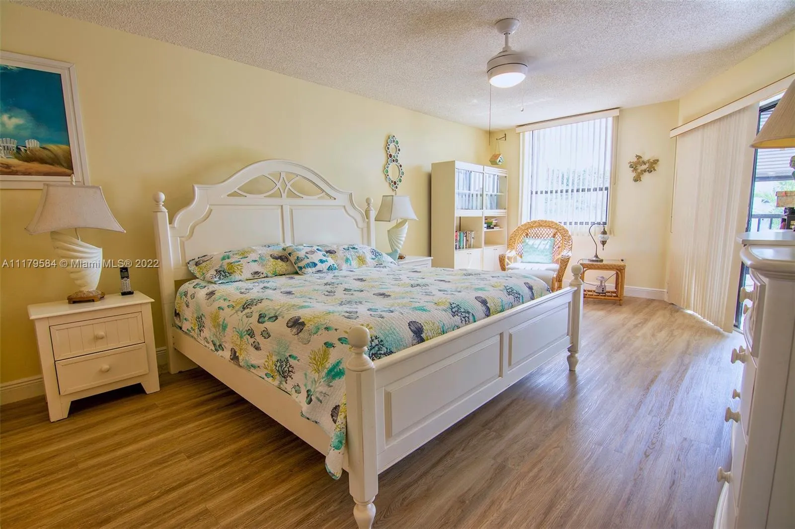 20 SE 12th St, Dania Beach FL 33004