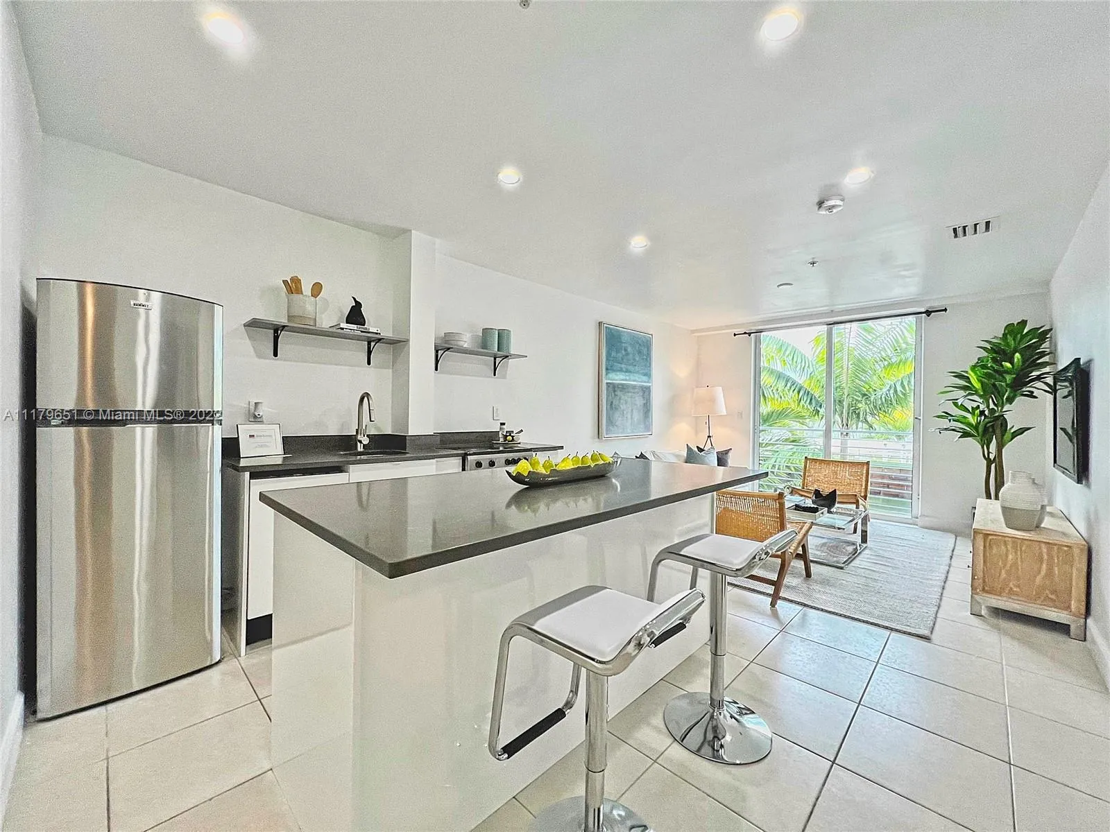 945 Michigan Ave # 5, Miami Beach FL 33139