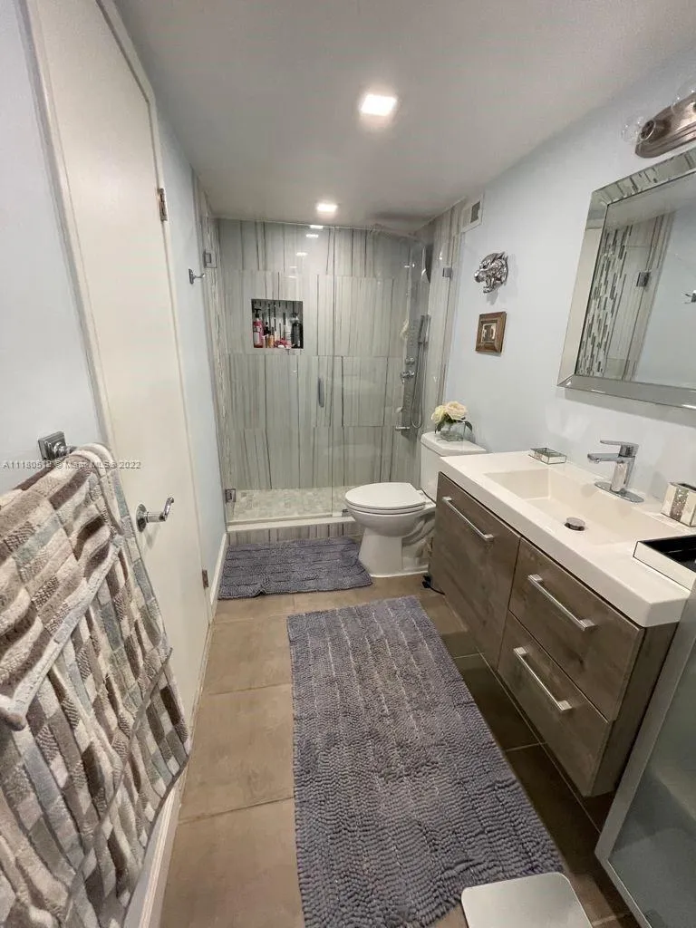 1351 NE Miami Gardens Dr # 601E, Miami FL 33179