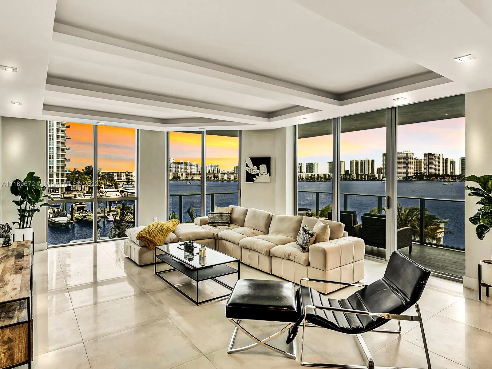 3 bedroom 3 bath for sale at 17111 Biscayne Blvd # 309, North Miami Beach FL 33160
