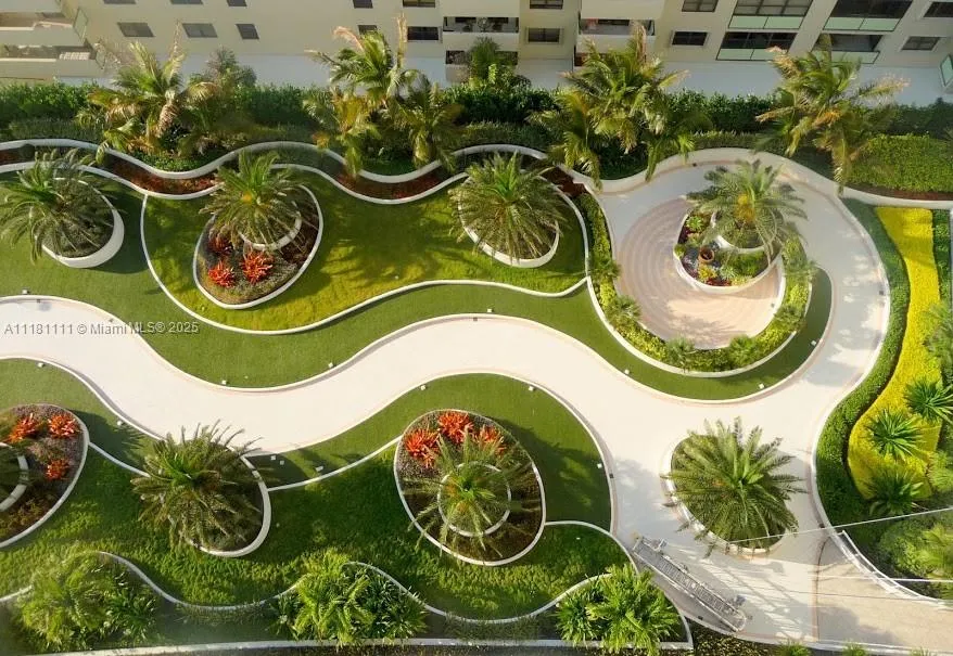 100 Lincoln Rd # 1642, Miami Beach FL 33139