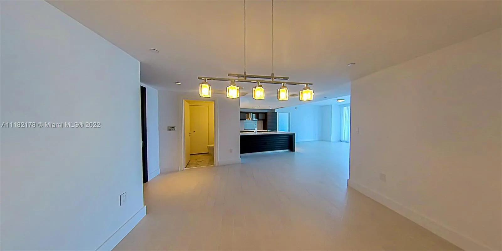 200 Biscayne Boulevard Way # 3207, Miami FL 33131