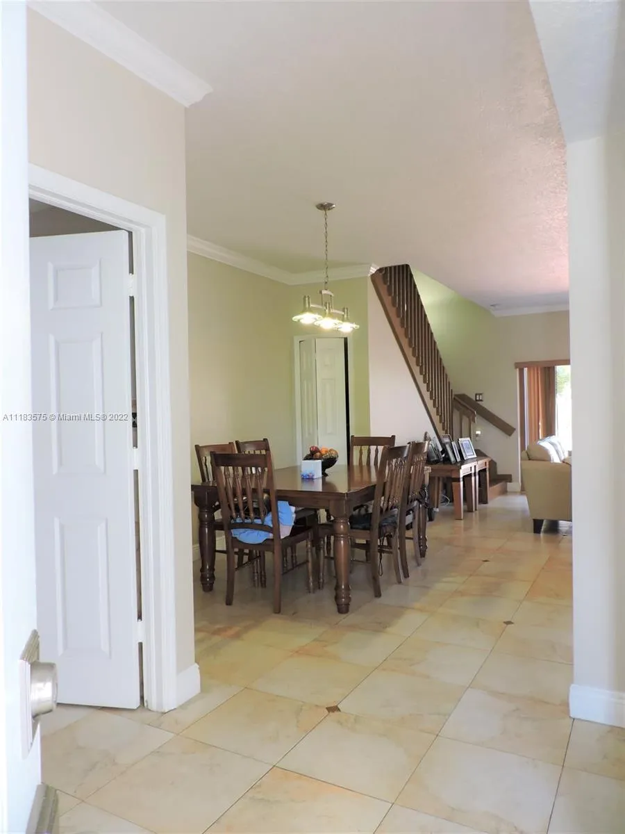 10101 SW 154th Cir Ct # 11, Miami FL 33196