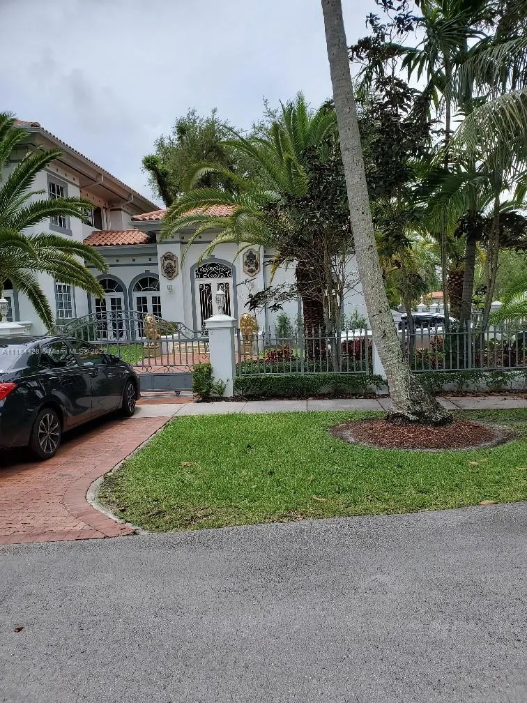 1224 Almeria Ave, Coral Gables FL 33134