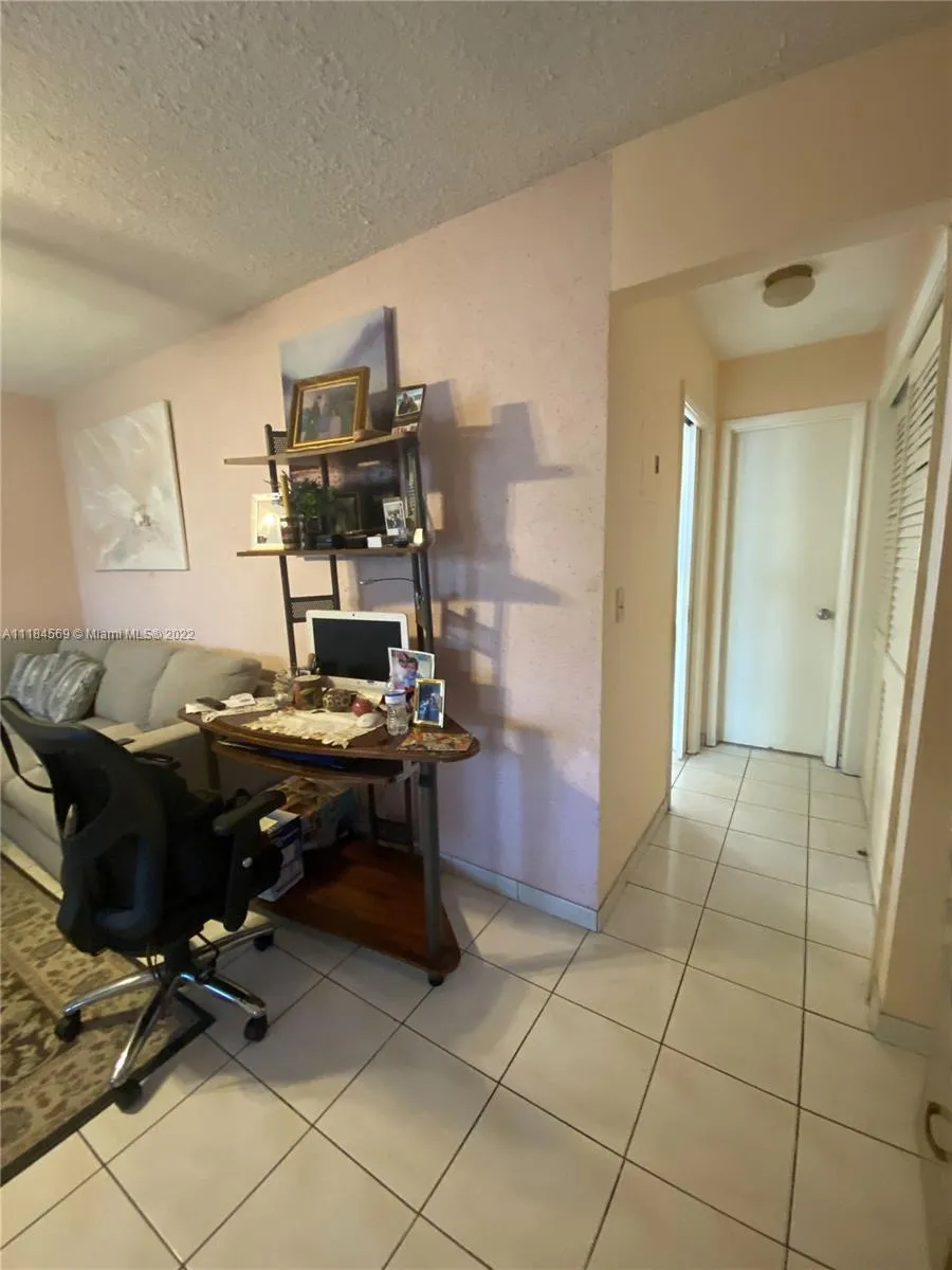 181 NE 14th Ave # 22B, Hallandale Beach FL 33009