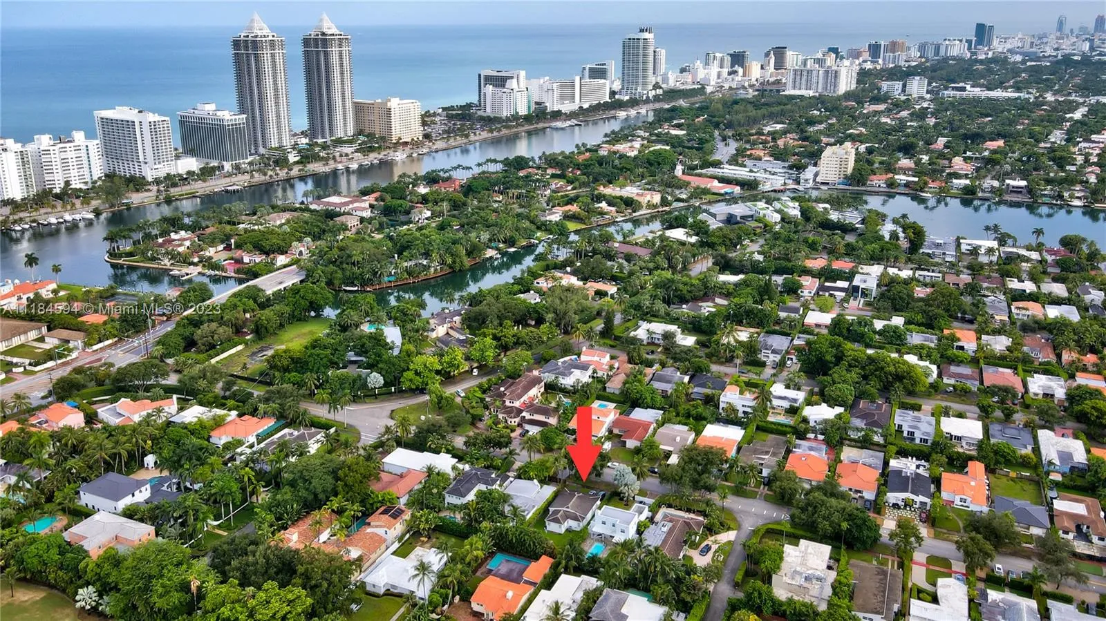 535 W 51st St, Miami Beach FL 33140