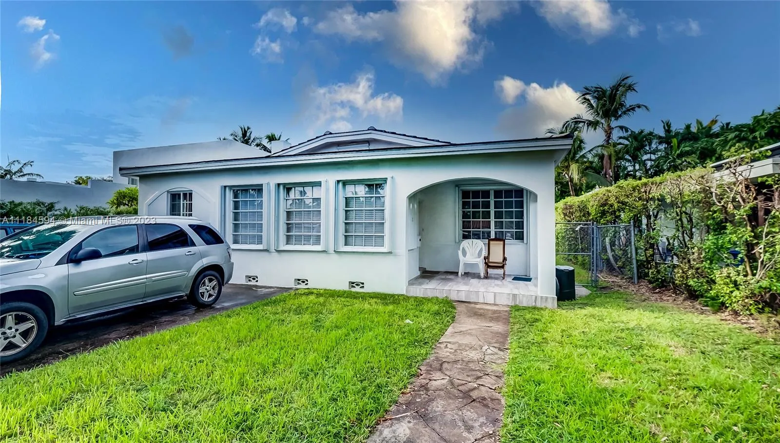 535 W 51st St, Miami Beach FL 33140