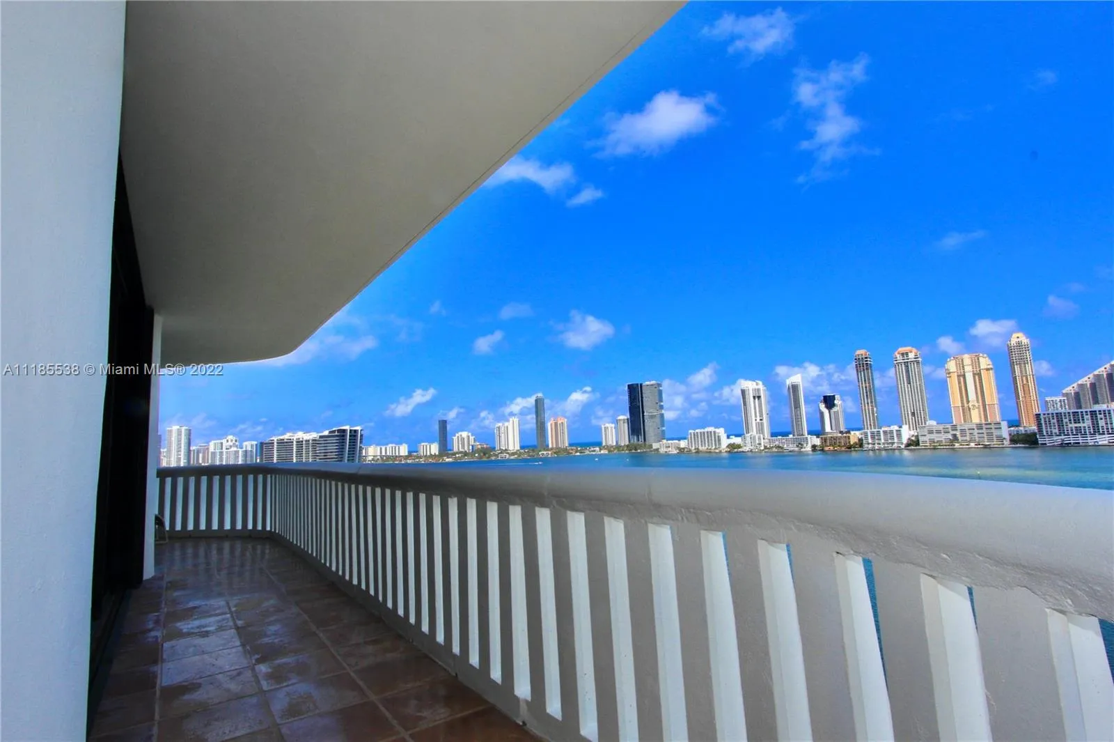 3000 Island Blvd # 1106, Aventura FL 33160