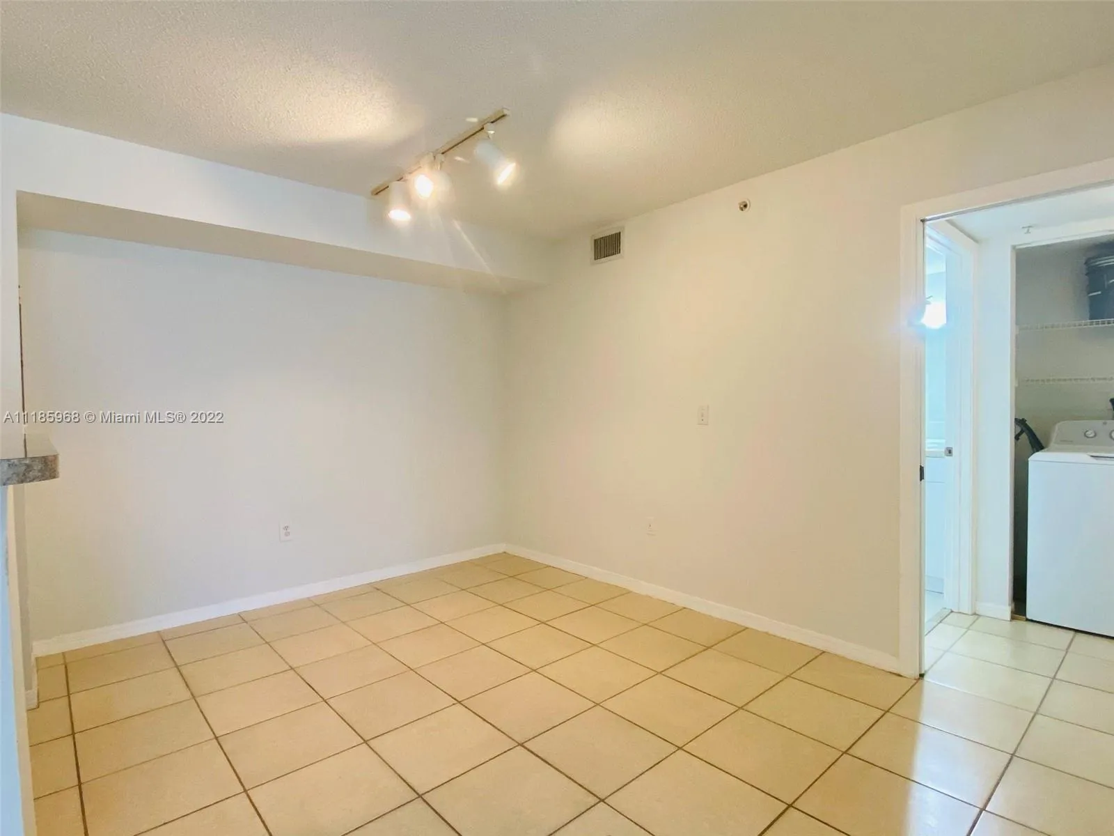 655 SW 111th Way # 106, Pembroke Pines FL 33025