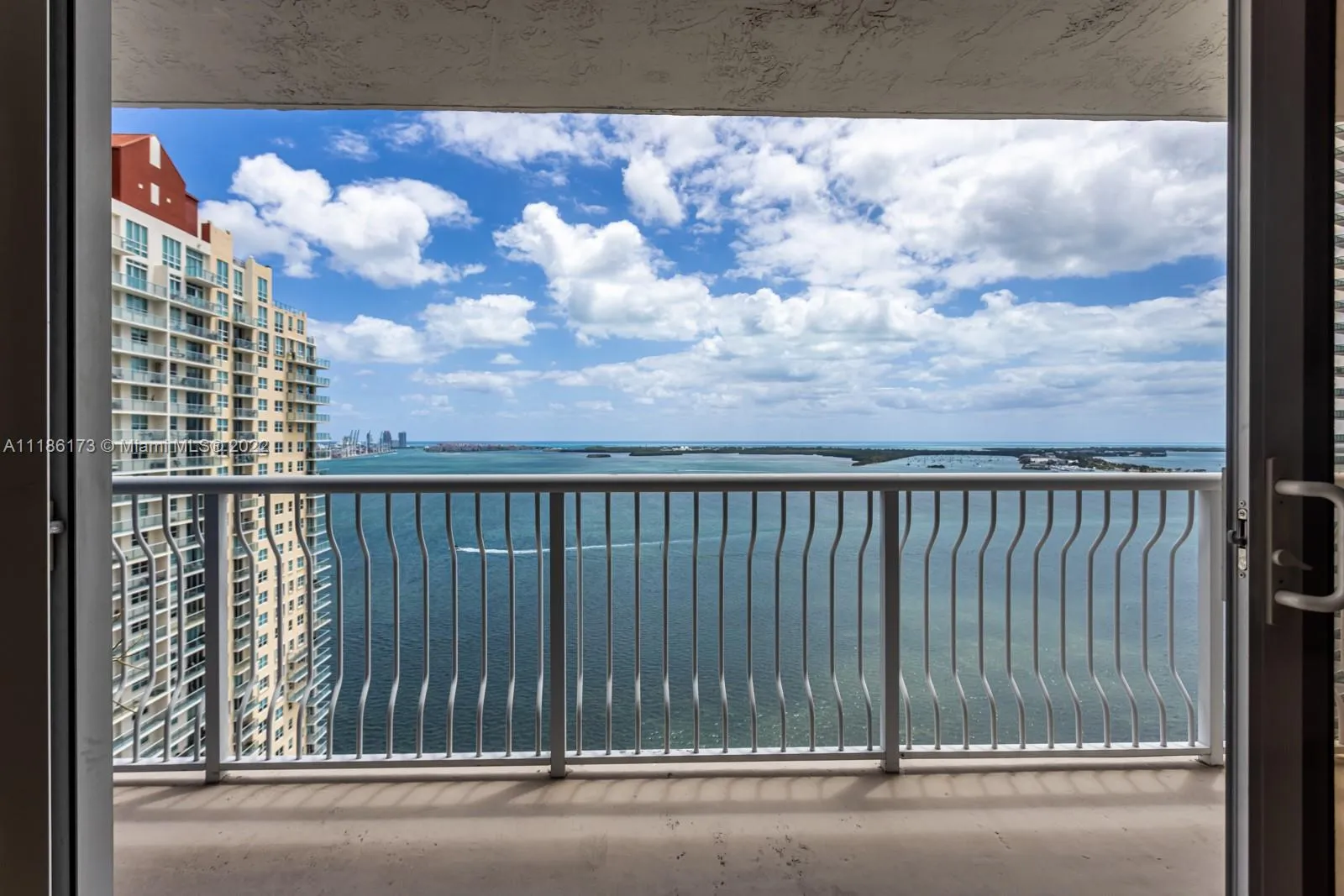 1200 Brickell Bay Dr # 3201, Miami FL 33131