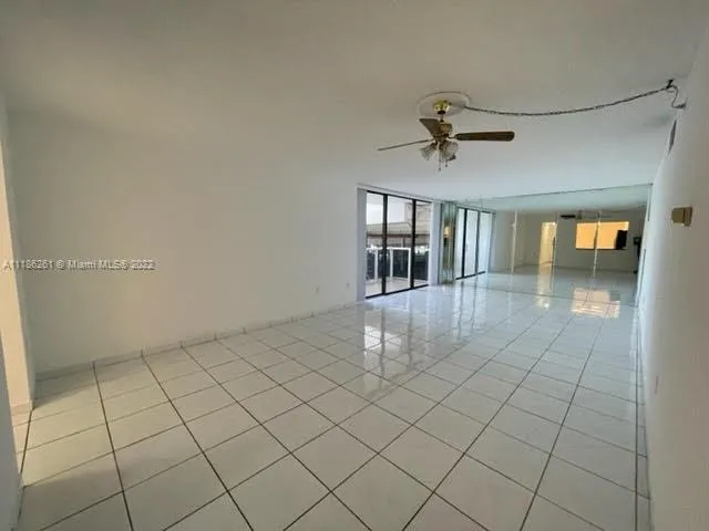 3675 N Country Club Dr # 109, Aventura FL 33180