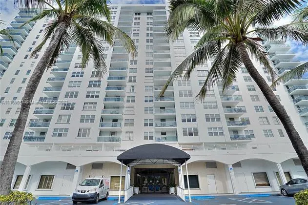3015 N Ocean Blvd # 6A, Fort Lauderdale FL 33308