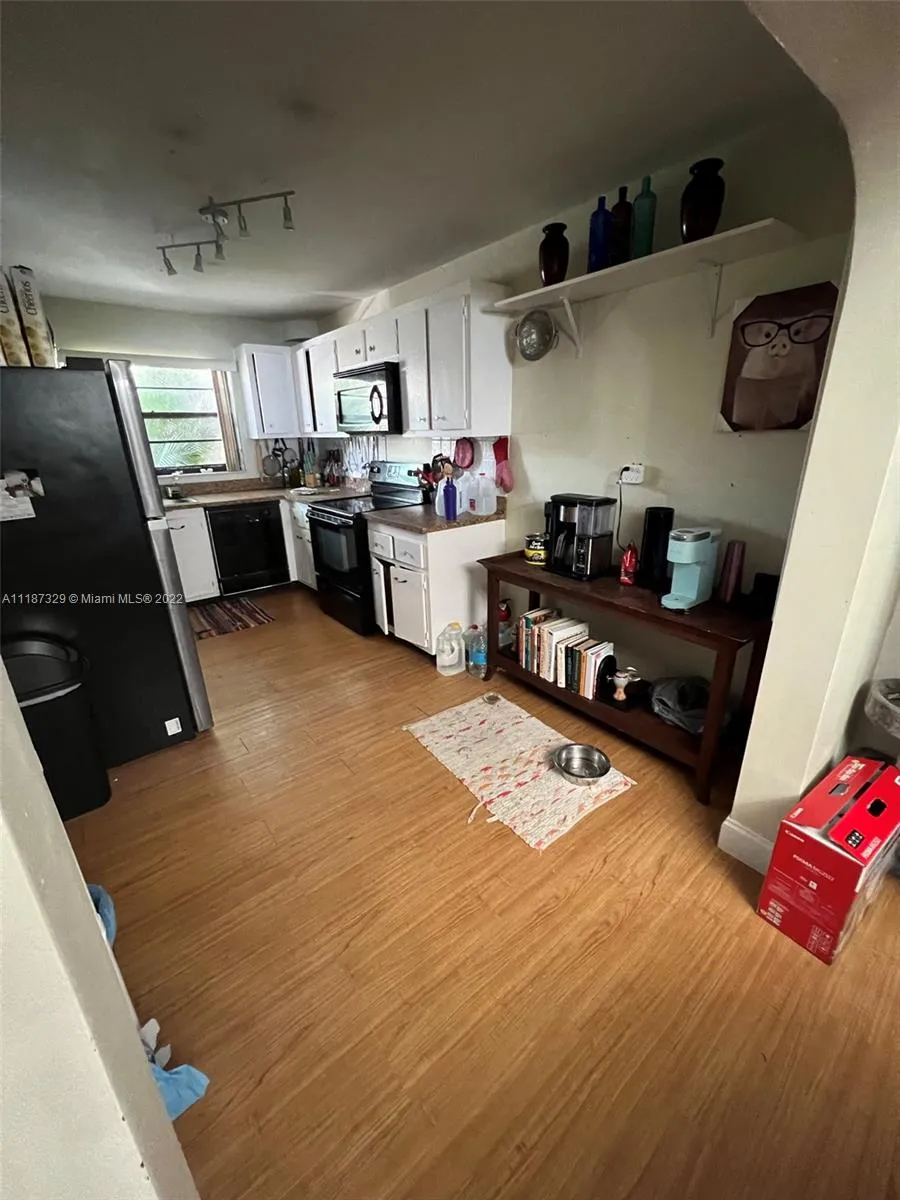 8934 Palm Tree Ln # 8934, Pembroke Pines FL 33024