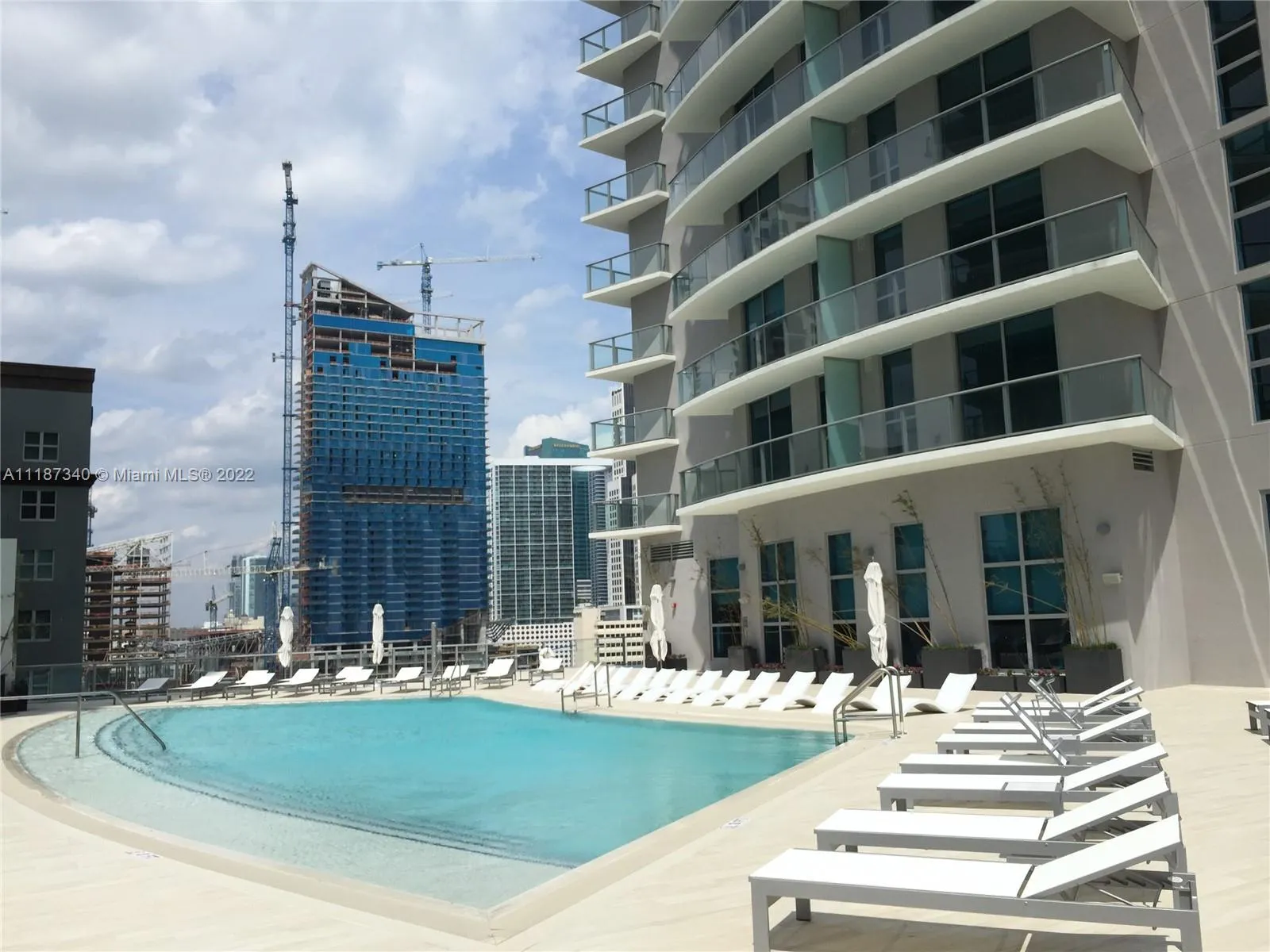 1 bath for sale at 1100 S Miami Ave # 1706, Miami FL 33130