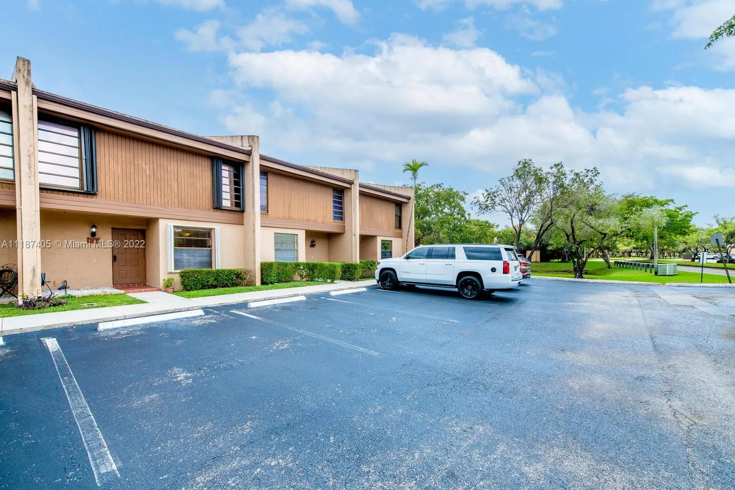 1357 NW 99th Ave # 169, Pembroke Pines FL 33024