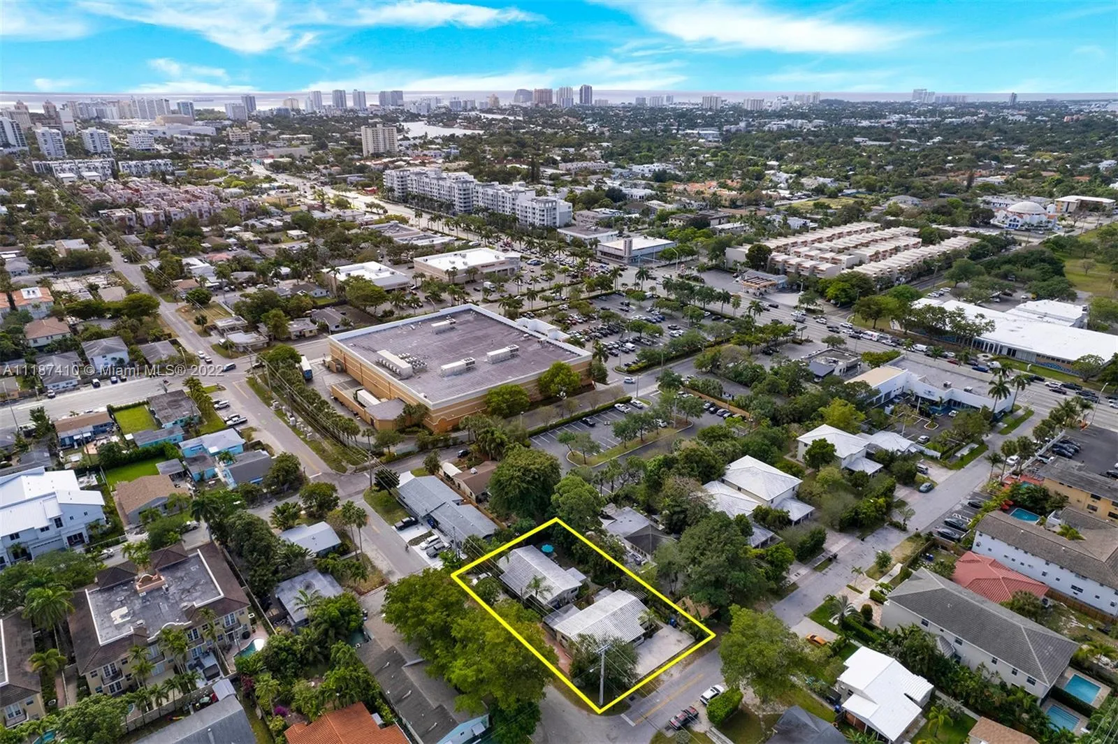 1044 NE 13th Ave, Fort Lauderdale FL 33304