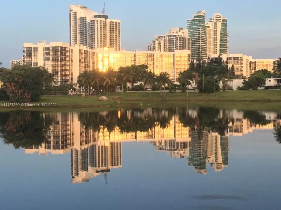 3 bedroom 2 bath for sale at 1000 Parkview Dr # 709, Hallandale Beach FL 33009