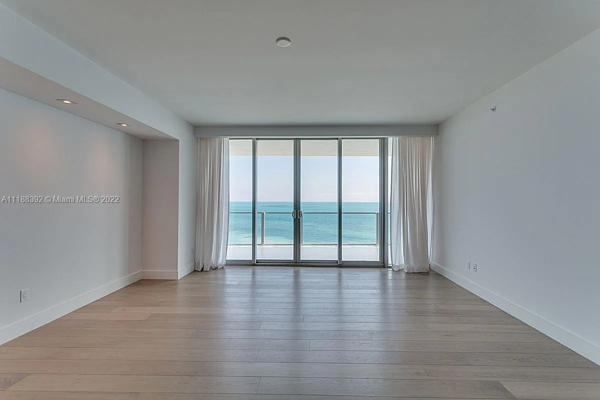 2 bedroom 3 bath for sale at 360 Ocean Dr # 1004S, Key Biscayne FL 33149