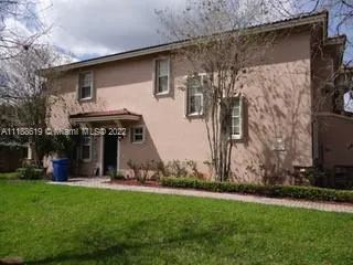 3 bedroom 2 bath for sale at 294 Las Brisas Cir, Sunrise FL 33326