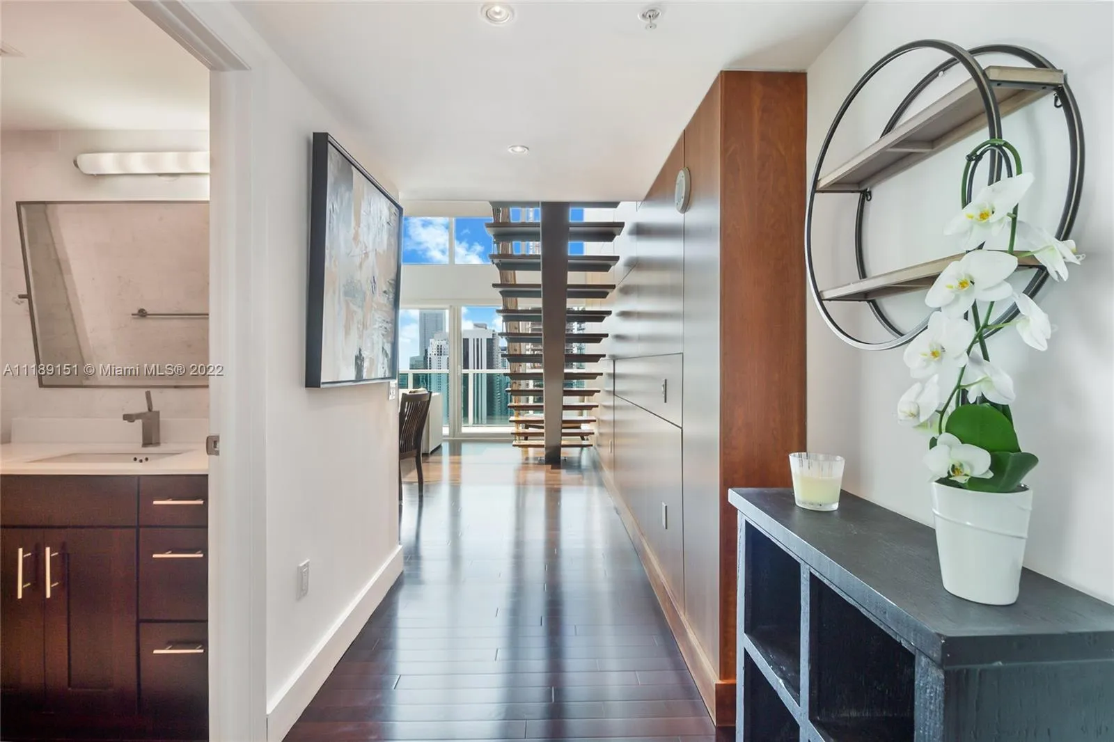 41 SE 5th St # 2302, Miami FL 33131