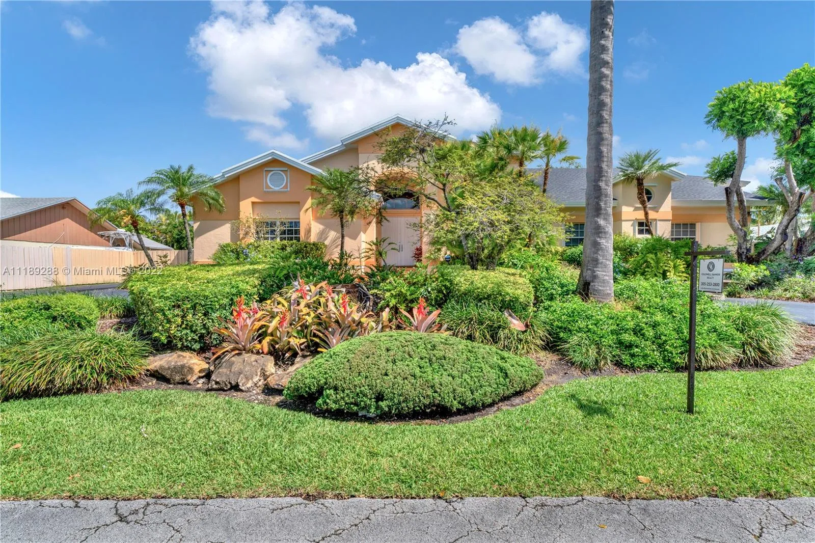 7861 SW 181st Ter, Palmetto Bay FL 33157