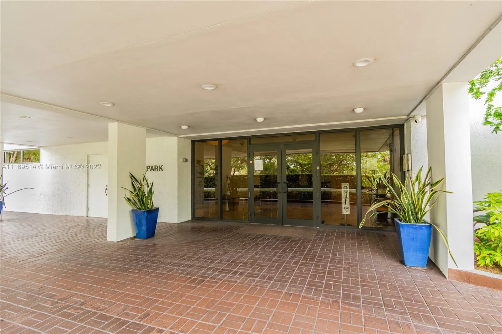 720 Coral Way # 7C, Coral Gables FL 33134