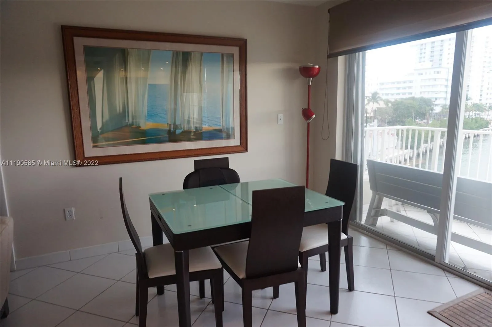 2600 Collins Ave # 411, Miami Beach FL 33140
